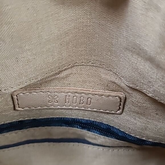 HOBO Daydream Crossbody Sandstorm One Size - Picture 5 of 12